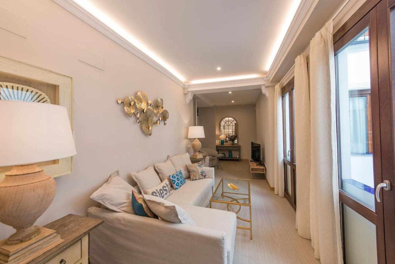 Luxe Carlos Canal Apartment Seville Exterior photo